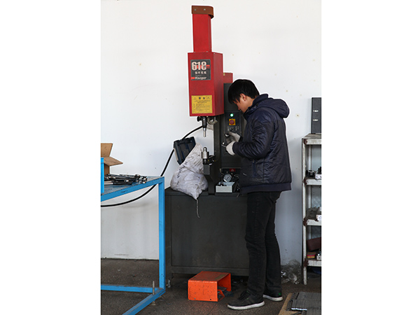 激光清洗機